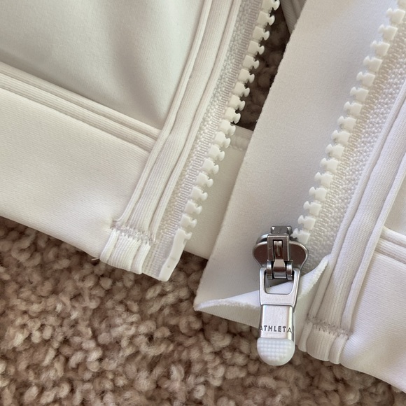 Athleta bra & shorts 2 pc set. Xxs - Picture 9 of 13